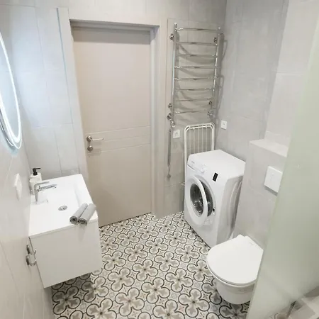 아파트 Scandinavian Elegant 리비프