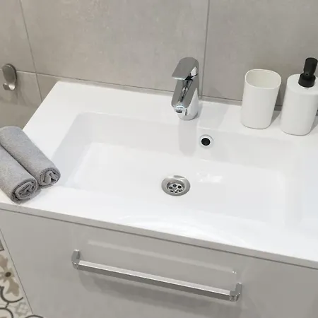 Scandinavian Elegant *